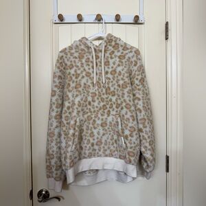 UGG sherpa hoodie women’s M